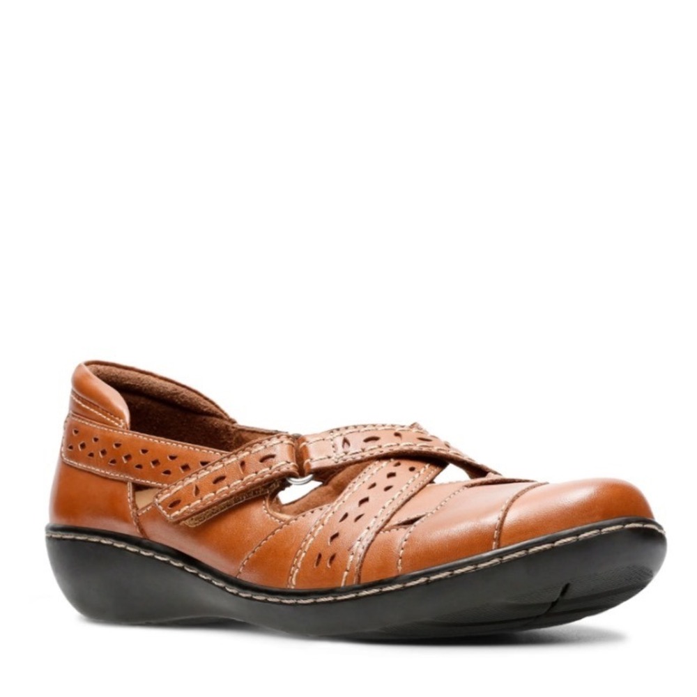 Clarks Bendables Ashland Tan Leather Cut Mary Jane Flats Women's Size 6.5